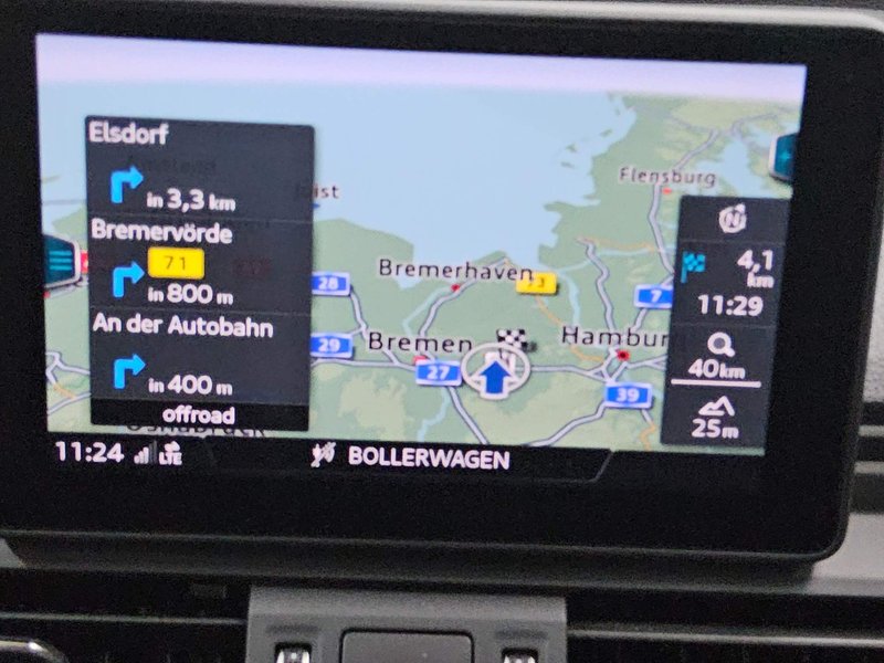 Audi Q5 40 TDI quattro automatik S line • ACC • el. peta vrata — 7