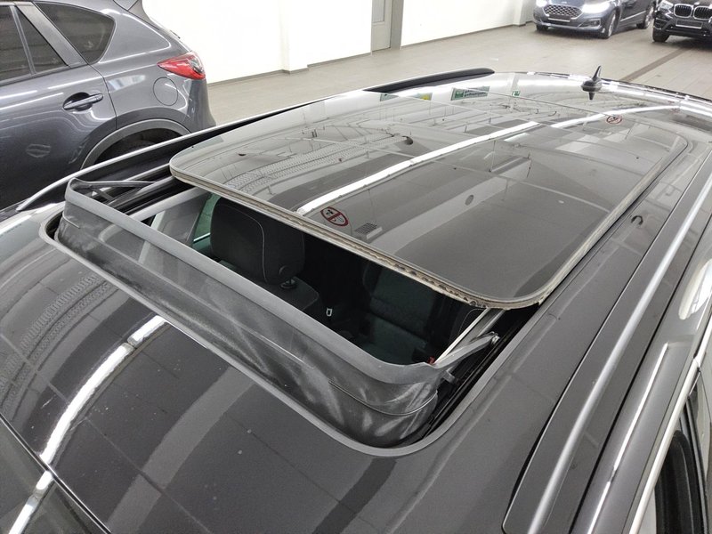 Volkswagen Passat Variant 2.0 TDI automatik Business • električna peta vrata — 12
