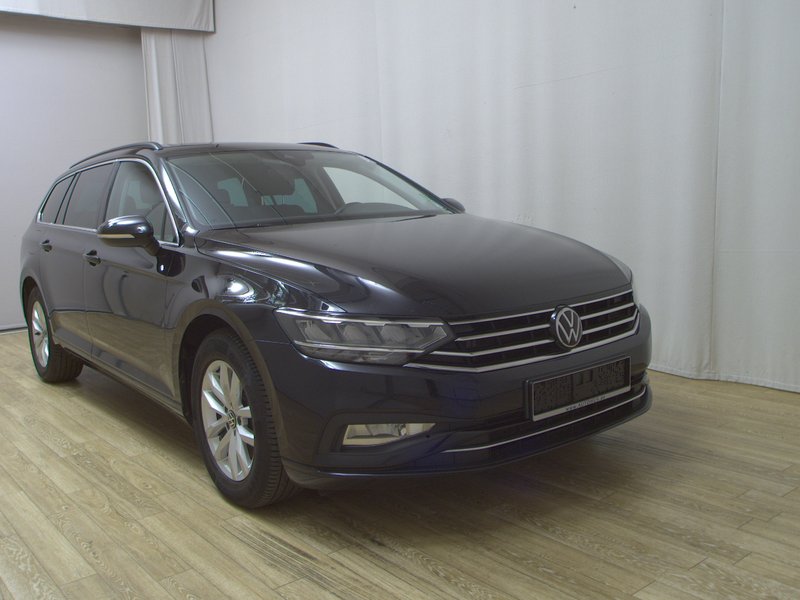 Volkswagen Passat Variant 2.0 TDI automatik Business • električna peta vrata — 3