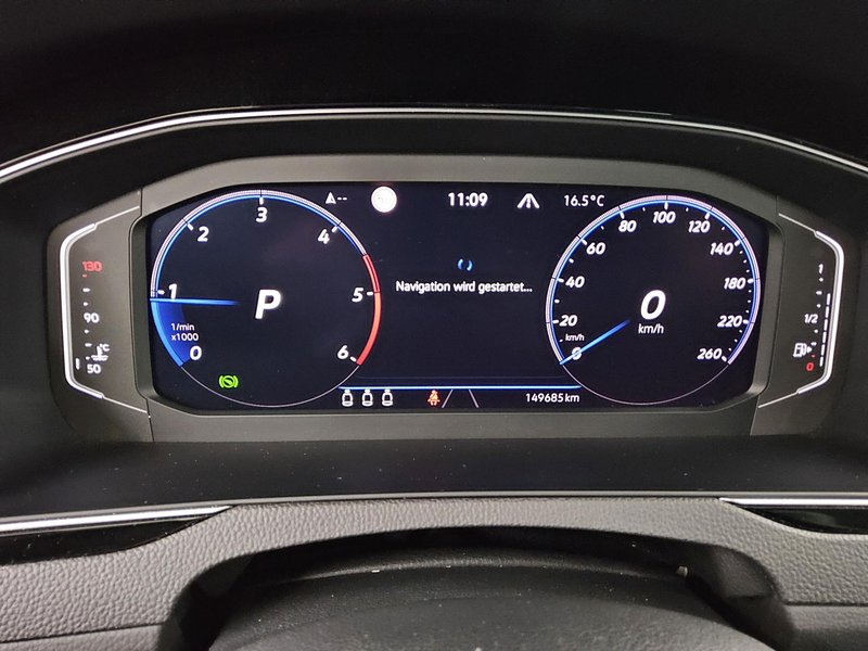 Volkswagen Passat Variant 2.0 TDI automatik Business • električna peta vrata — 8