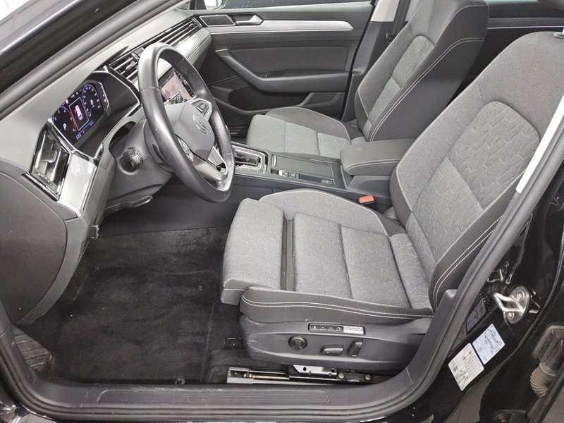Volkswagen Passat Variant 2.0 TDI automatik Business • električna peta vrata — 9