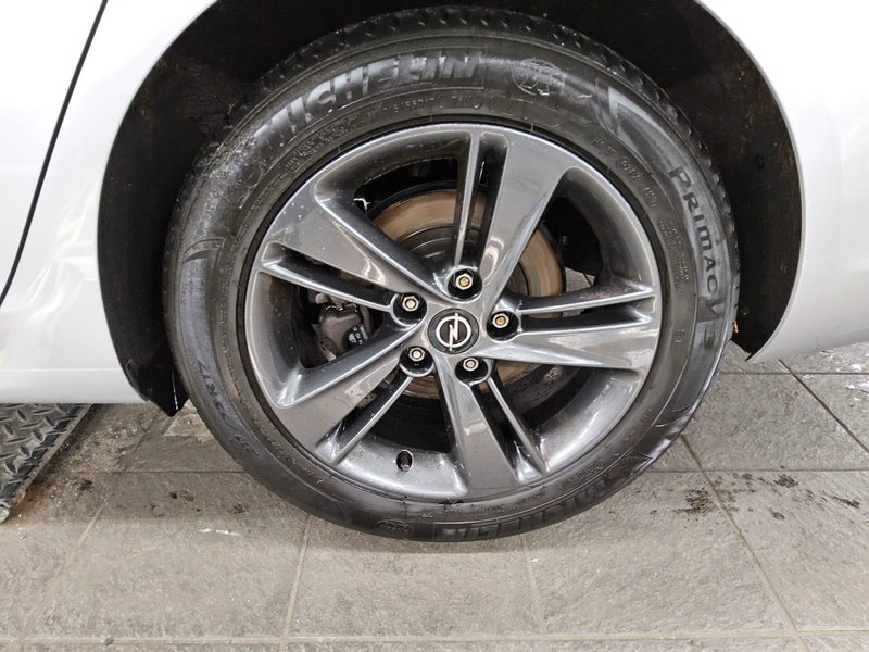 Opel Insignia ST 1.5 D Business Edition • LED • električna vrata prtljažnika — 10
