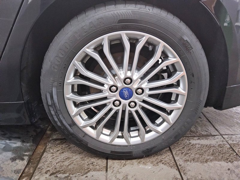 Ford Mondeo Turnier 2.0 EcoBlue automatik Titanium • Kuka za vuču (odvojiva) — 10