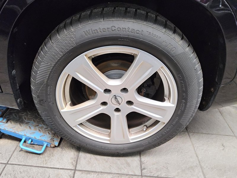 BMW X1 sDrive18d automatik M Sport • ACC • Full LED — 10