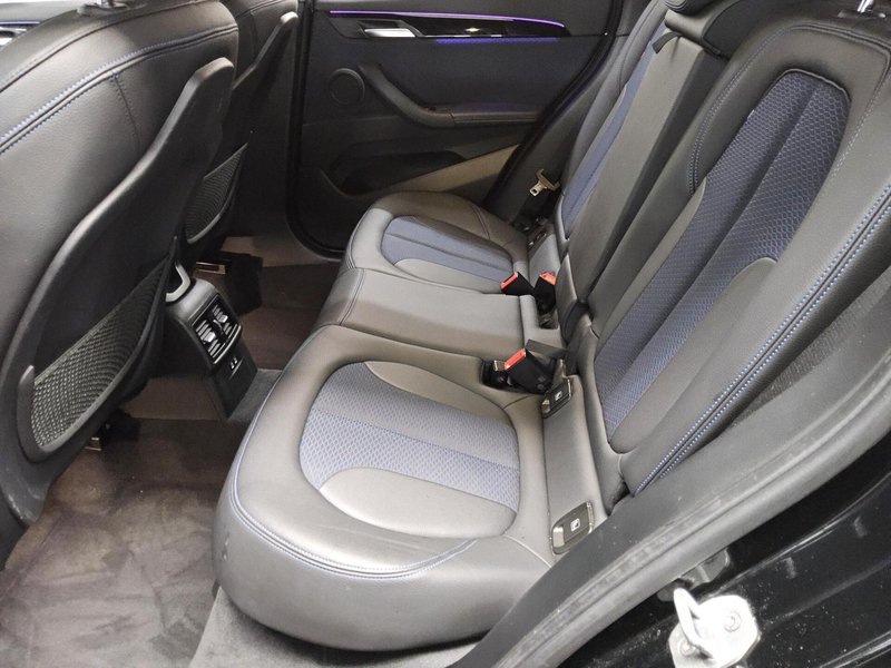 BMW X1 sDrive18d automatik M Sport • ACC • Full LED — 13