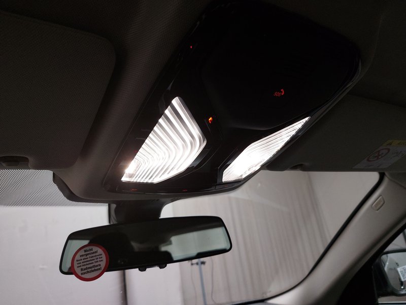 BMW 520d Touring automatik • AHK • Full LED — 13