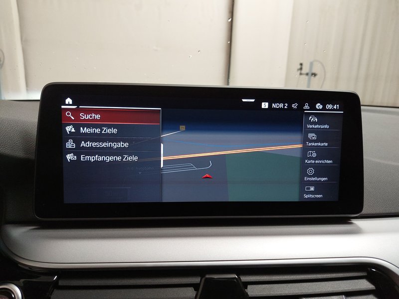 BMW 520d Touring automatik • AHK • Full LED — 21