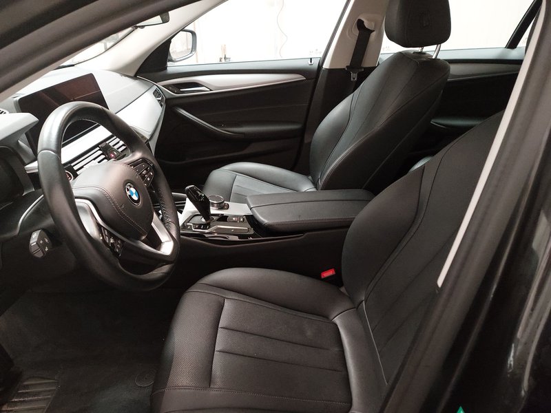 BMW 520d Touring automatik • AHK • Full LED — 6