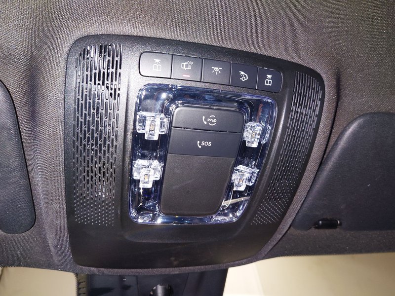 Mercedes-Benz GLB 200 d automatik Progressive • AHK • Full LED — 13