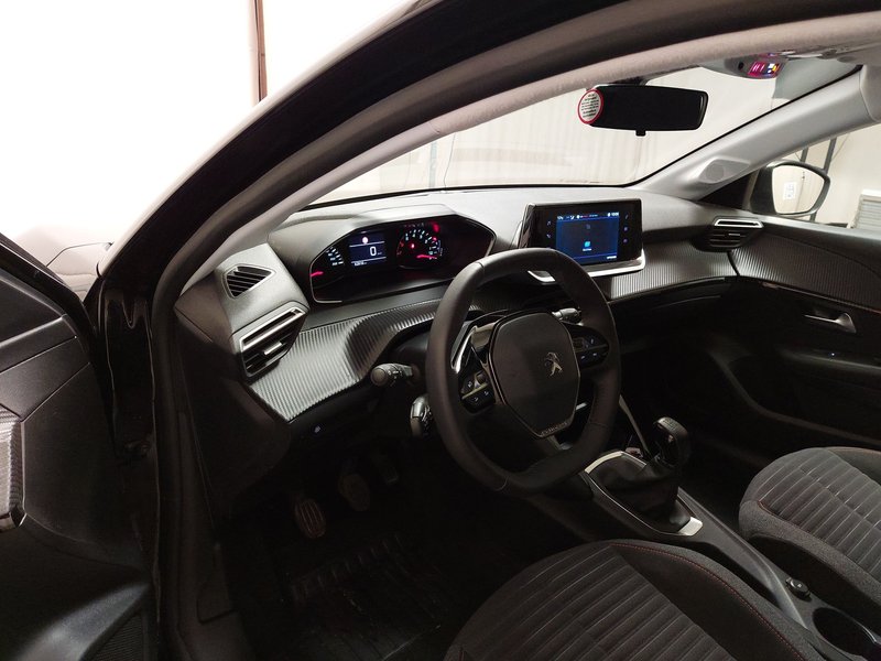Peugeot 208 1.2 PureTech • 360° kamera • digitalni instrumenti — 6