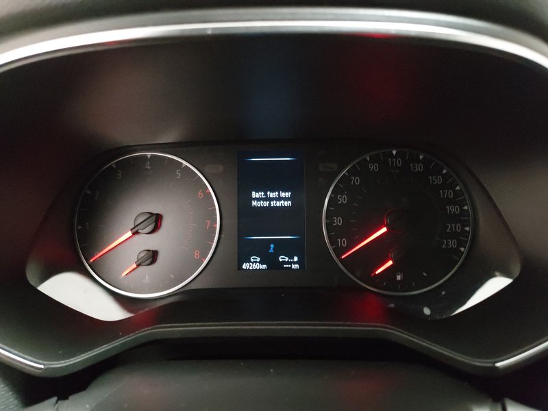 Renault Clio 0.9 TCe • LED • navigacija — 20
