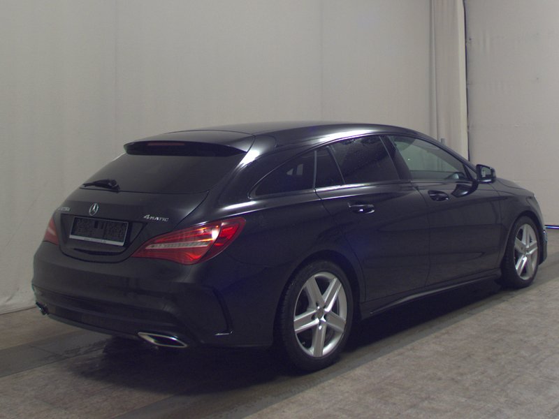 Mercedes-Benz CLA 220 d Shooting Brake 4MATIC automatik AMG Line • ACC — 4