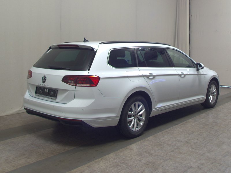Volkswagen Passat Variant 2.0 TDI automatik Business • 360° kamera • ACC — 4