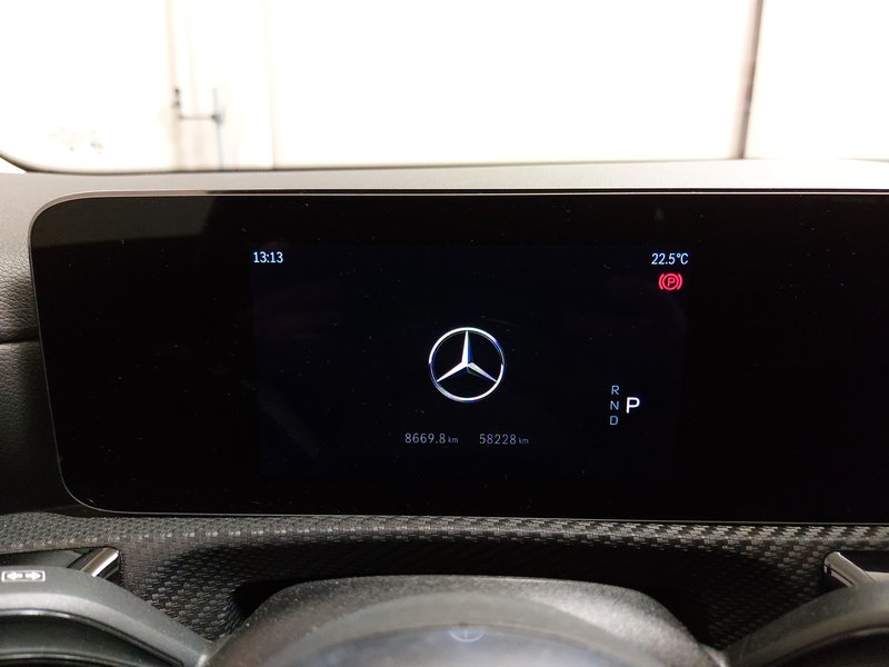Mercedes-Benz A 180 d automatik • LED • navigacija — 21