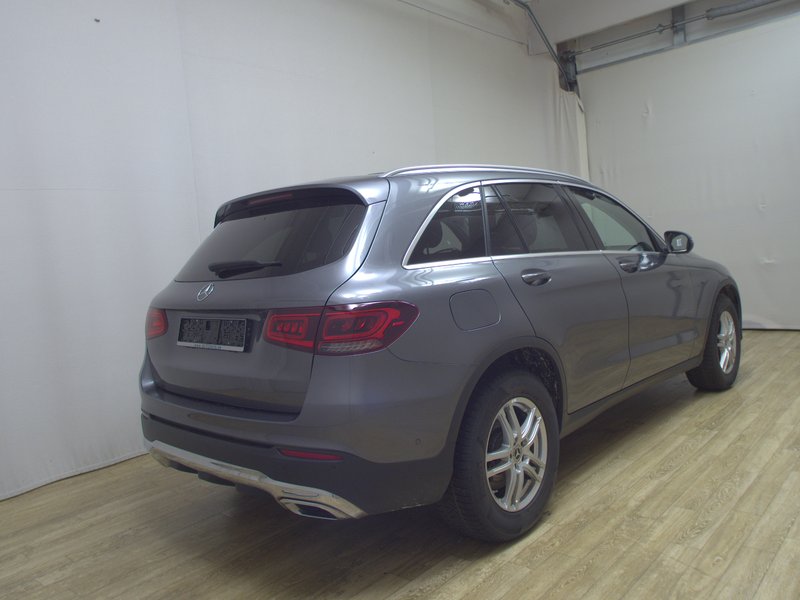 Mercedes-Benz GLC 220 d 4MATIC automatik • LED — 4