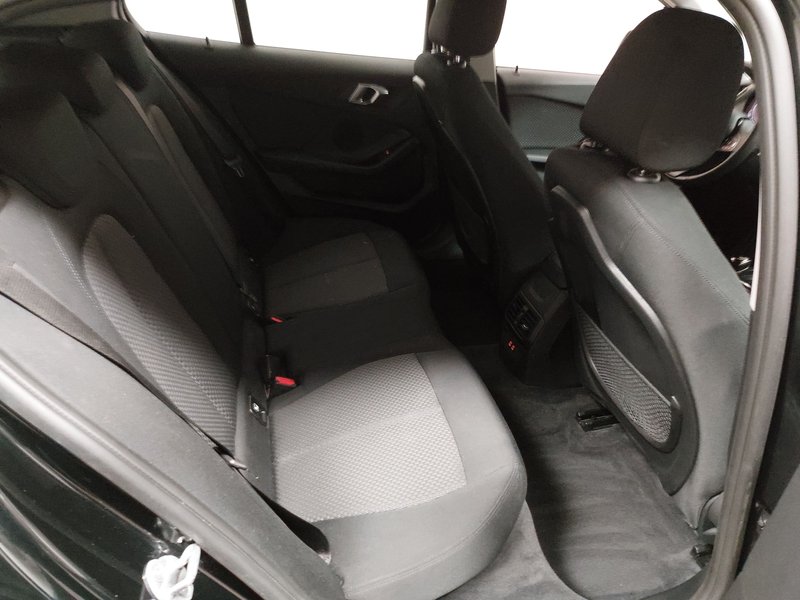 BMW 120d Advantage automatik • ACC • Full LED — 12