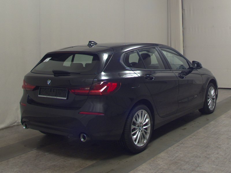 BMW 120d Advantage automatik • ACC • Full LED — 4