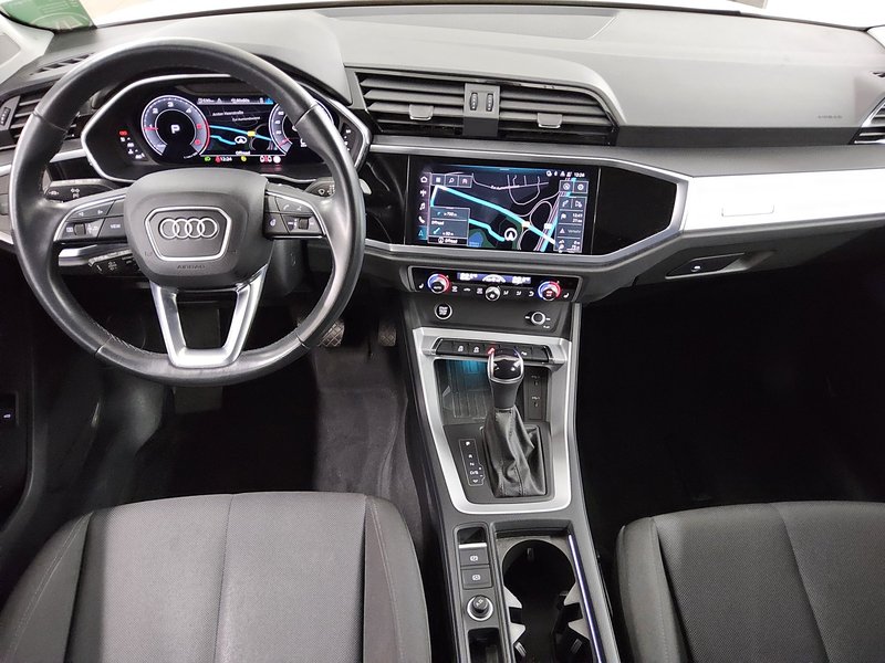 Audi Q3 40 TDI automatik quattro • 360° kamera • ACC — 5