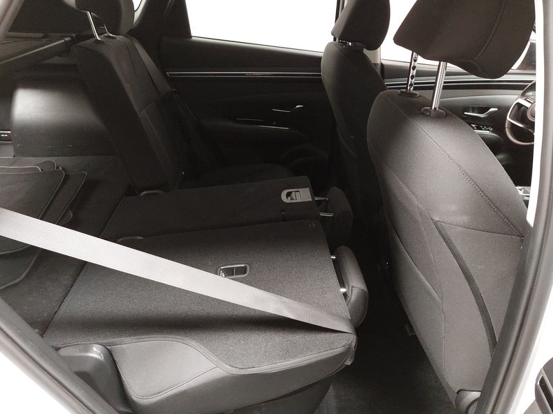 Hyundai Tucson 1.6 T-GDI automatik • 4x4 • digitalni instrumenti — 11