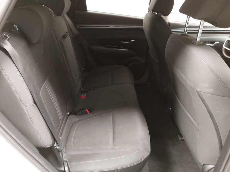 Hyundai Tucson 1.6 T-GDI automatik • 4x4 • digitalni instrumenti — 12