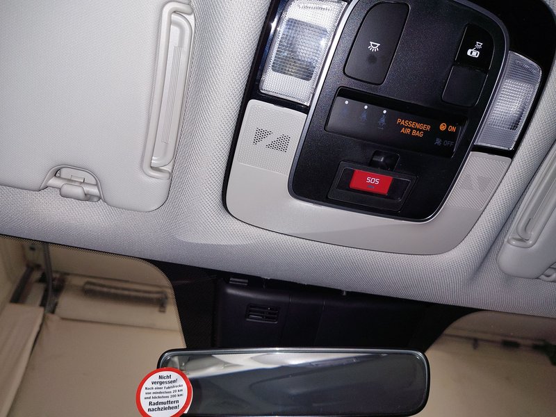 Hyundai Tucson 1.6 T-GDI automatik • 4x4 • digitalni instrumenti — 13