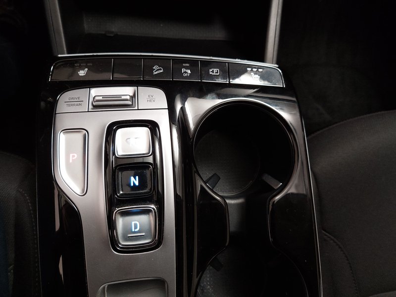 Hyundai Tucson 1.6 T-GDI automatik • 4x4 • digitalni instrumenti — 15