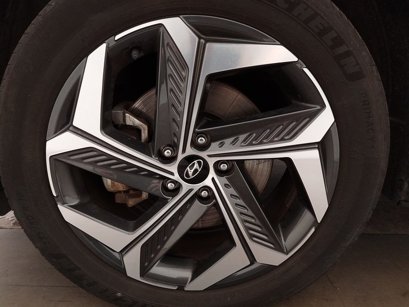 Hyundai Tucson 1.6 T-GDI automatik • 4x4 • digitalni instrumenti — 8