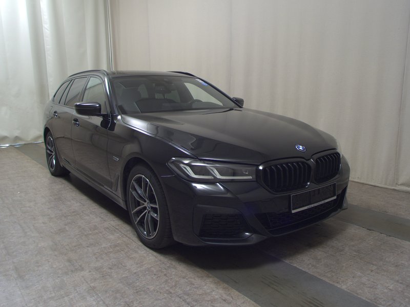 BMW 530e Touring automatik M Sport • HUD • ACC — 3