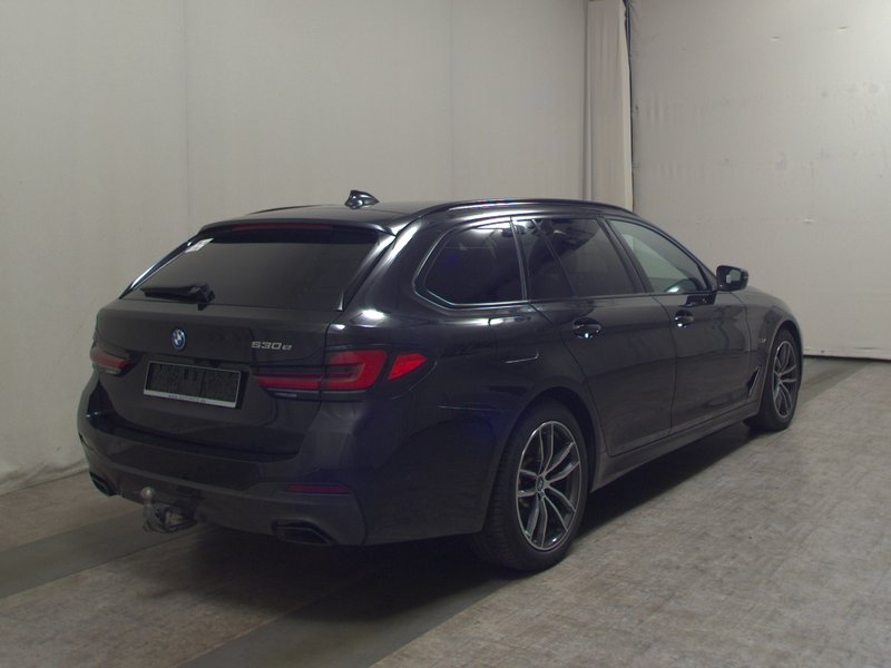 BMW 530e Touring automatik M Sport • HUD • ACC — 4