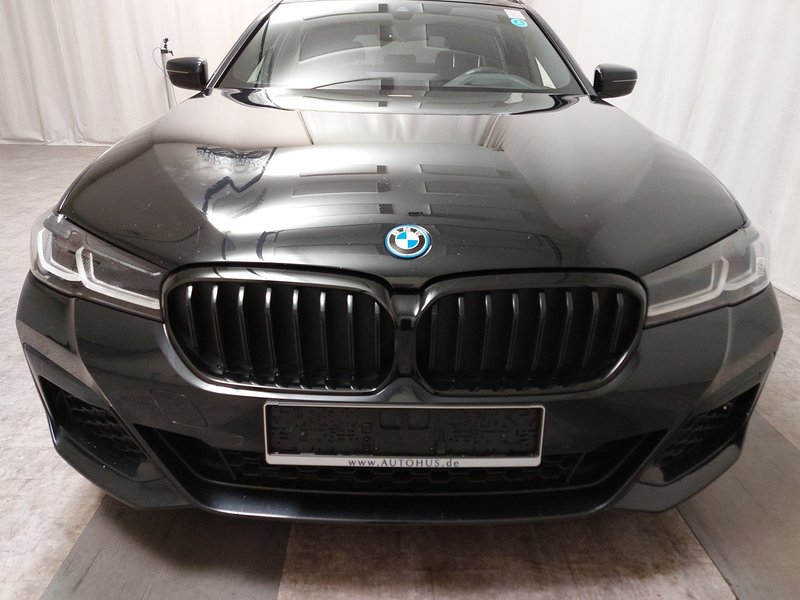BMW 530e Touring automatik M Sport • HUD • ACC — 9