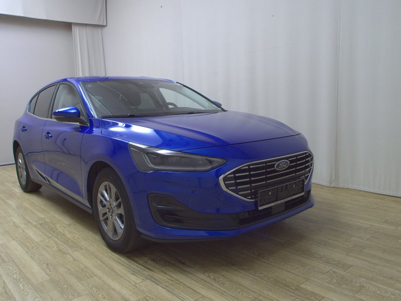 Ford Focus 1.0 EcoBoost Titanium • ACC • AHK — 3