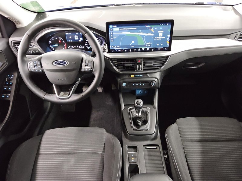 Ford Focus 1.0 EcoBoost Titanium • ACC • AHK — 5