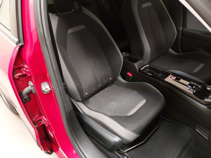 Opel Mokka-e Edition • LED — 10