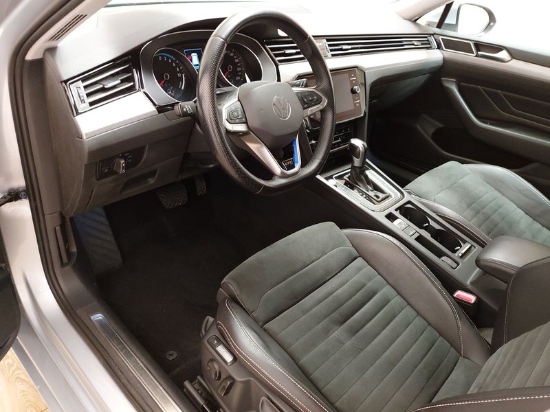 Volkswagen Passat GTE 1.4 TSI automatik • ACC • AHK — 6
