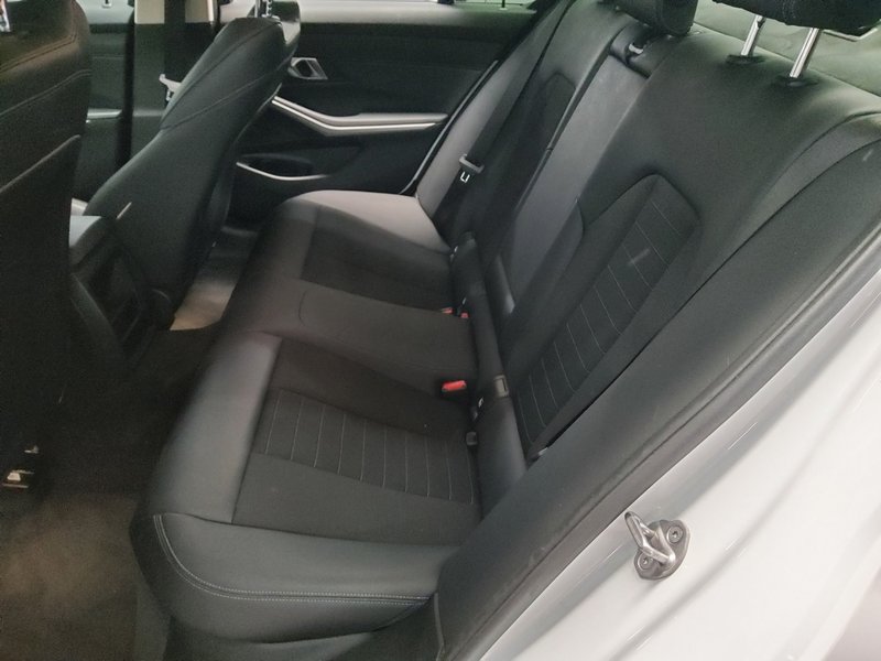 BMW 320d automatik • Full LED • digitalni instrumenti — 13