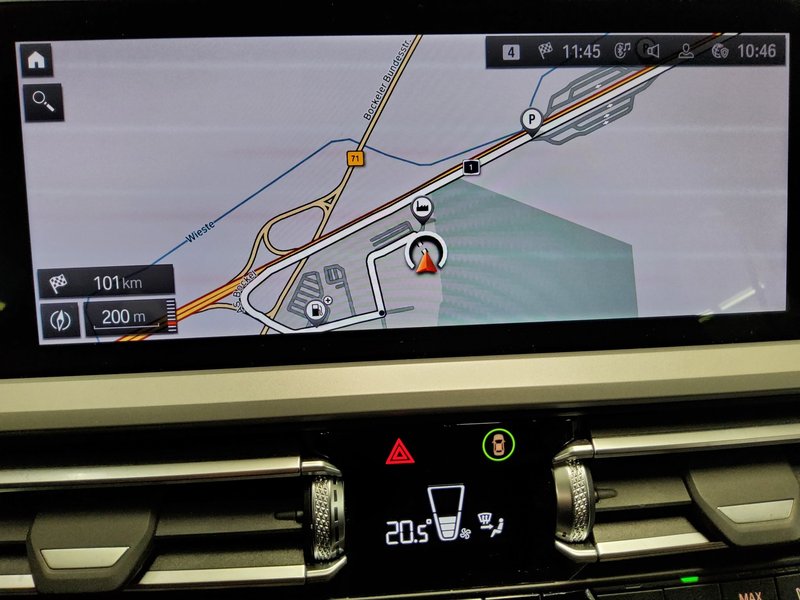 BMW 320d automatik • Full LED • digitalni instrumenti — 7