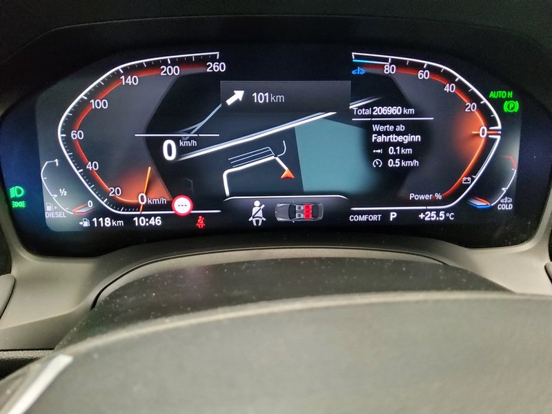 BMW 320d automatik • Full LED • digitalni instrumenti — 8