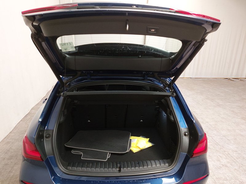 BMW 120d xDrive automatik Sport Line • ACC • Full LED — 17