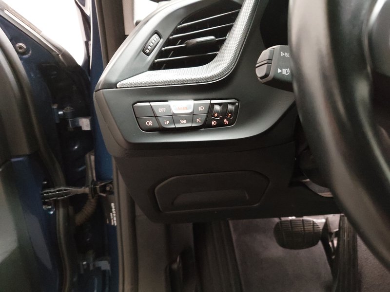BMW 120d xDrive automatik Sport Line • ACC • Full LED — 7