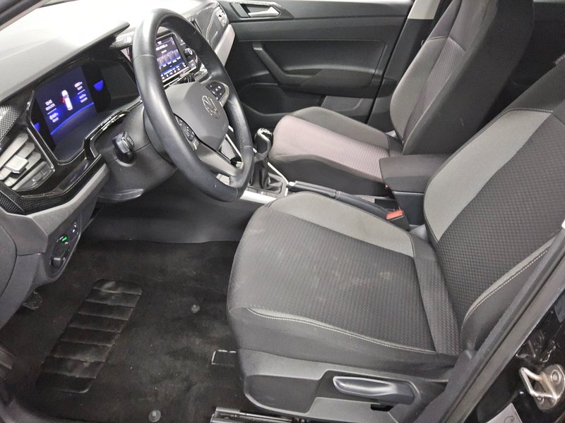 Volkswagen Polo 1.0 TSI Life • Full LED — 9