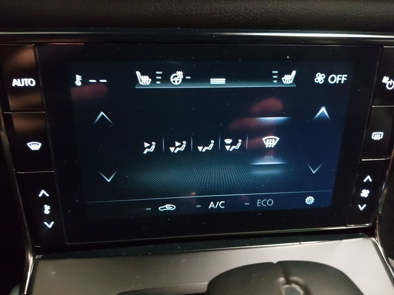 Mazda MX-30 e-Skyactiv • ACC • 360° kamera — 22
