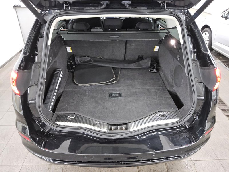 Ford Mondeo Turnier 2.0 EcoBlue automatik Titanium • ACC • LED — 11