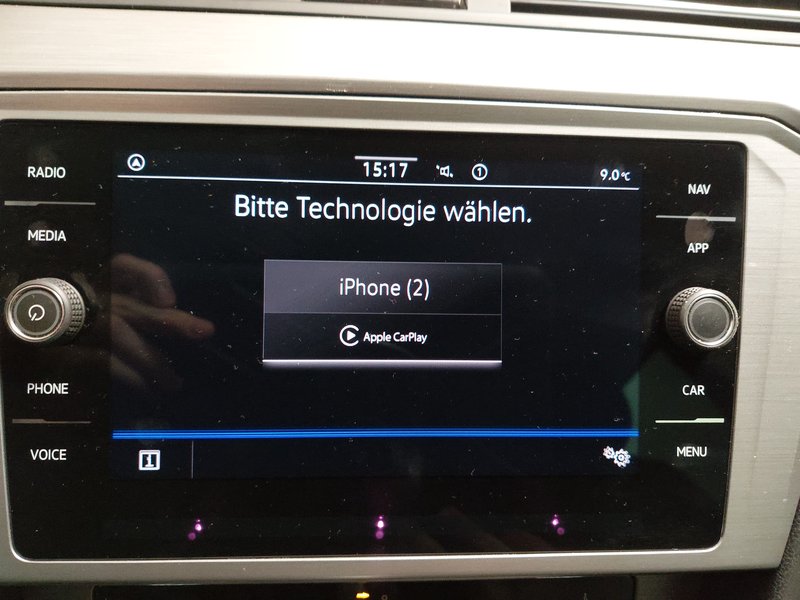 Volkswagen Passat 2.0 TDI Business • ACC • Full LED — 24