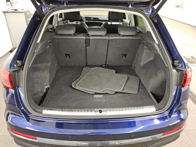 Audi Q3 35 TDI automatik advanced • panorama • Full LED — 13