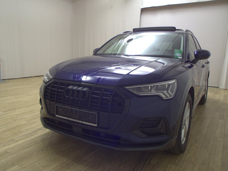 Audi Q3 35 TDI automatik advanced • panorama • Full LED — 2