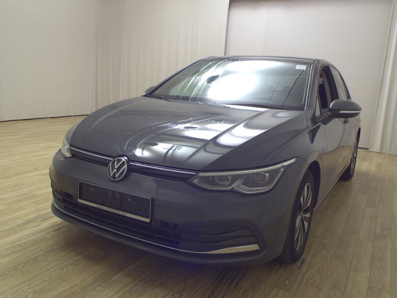 Volkswagen Golf 8 2.0 TDI automatik Move • panorama • HUD — 2