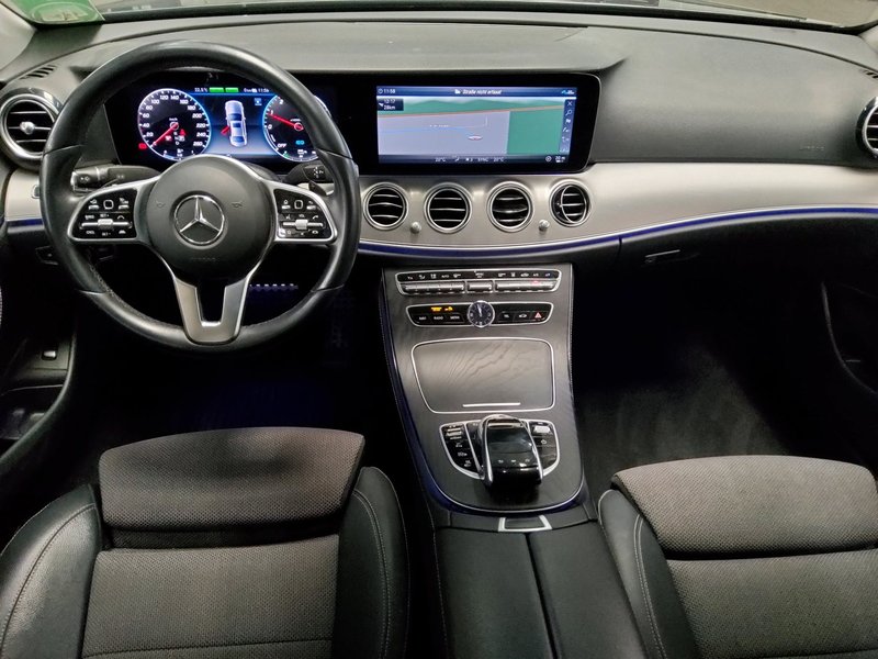Mercedes-Benz E 300 de automatik Avantgarde • ACC • LED — 5