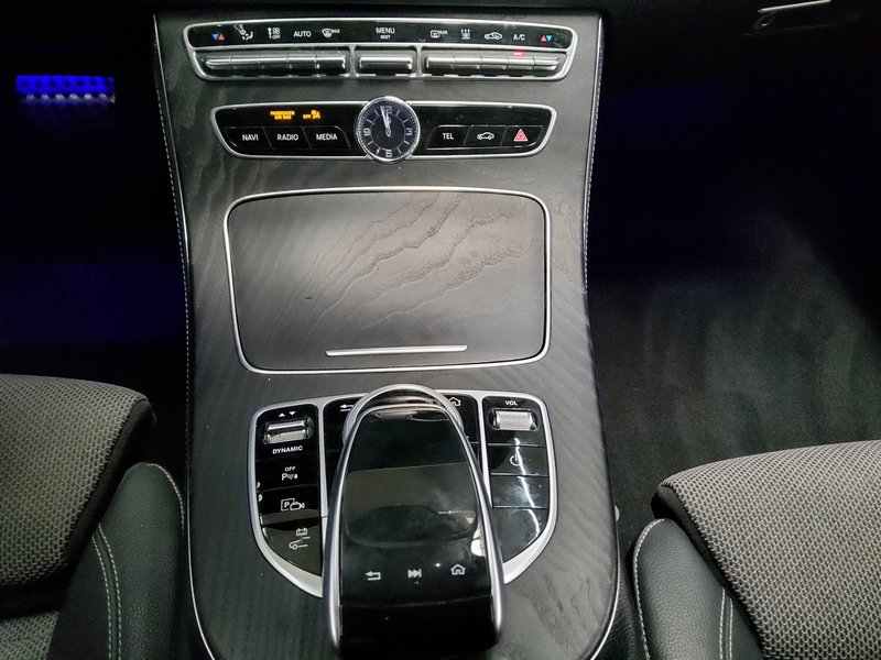 Mercedes-Benz E 300 de automatik Avantgarde • ACC • LED — 6
