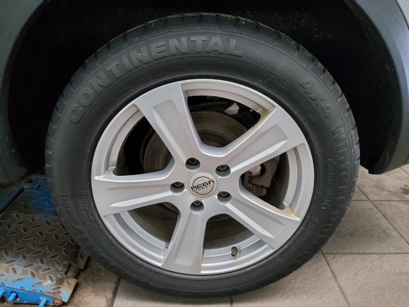 Nissan Qashqai 1.3 DIG-T automatik • AHK • 360° kamera — 10