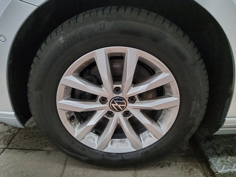 Volkswagen Passat Variant 2.0 TDI automatik • 360° kamera • AHK — 10
